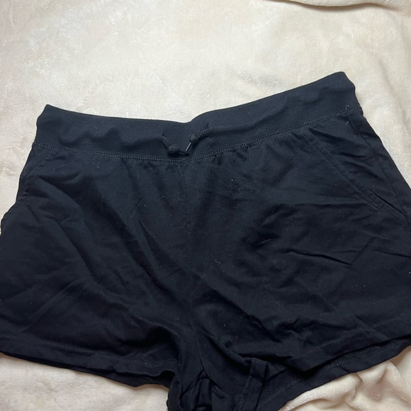 WestLoop Black Sweatshorts - Picture 1 of 3